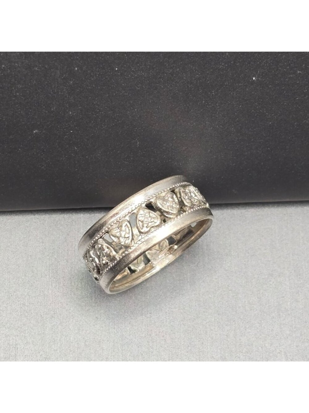 Vintage Sterling Silver Heart Band Ring Size 9 Filigree Cutout Band Signed FSDO - Picture 3 of 10